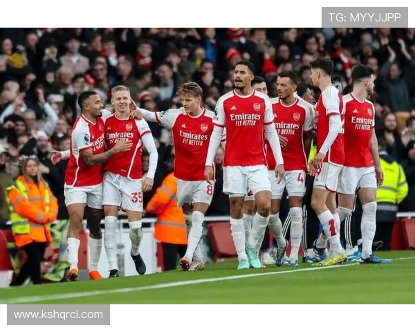 阿森纳争冠形势承压:战术依赖明显,阵容深度不足问题逐步反映 阿森纳争冠形势承压:战术依赖明显,阵容深度不足问题逐步反映