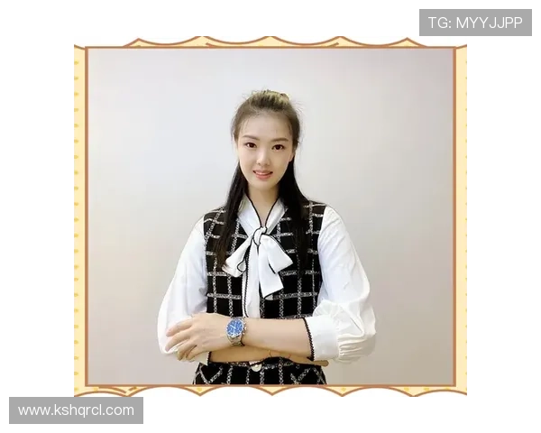 张常宁今天穿得比偶像剧女主还讲究，这生活跨度有点让人懵！